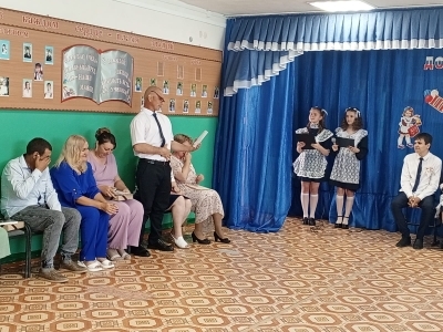 ЗВЕНИТ ЗВОНОК 🔔🔔🔔.